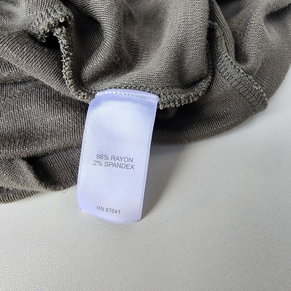 J. JILL Women Tiered Dress Back Buttons Side Pocketed Stretch Midi Olive Green L - Picture 11 of 12